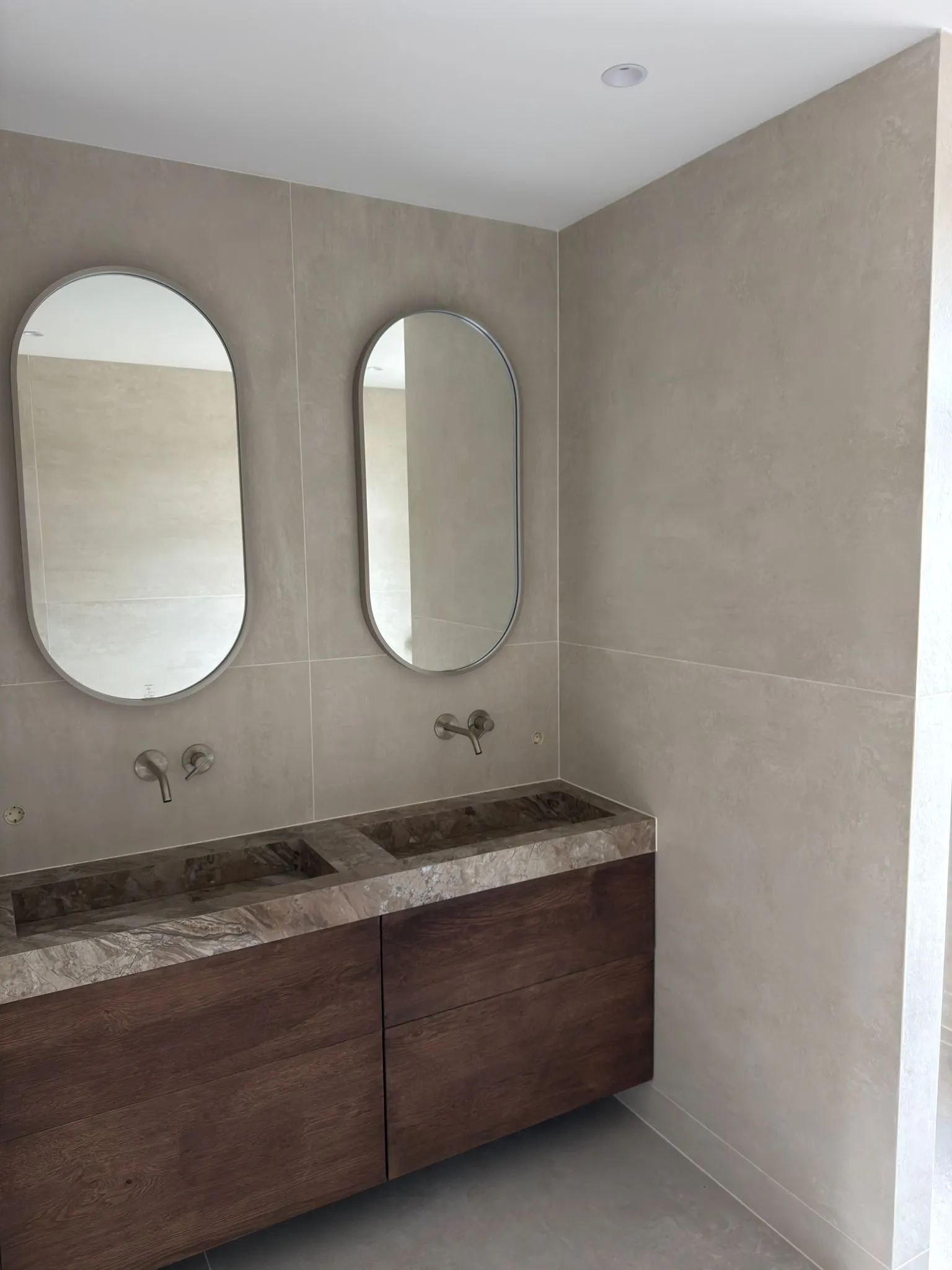 PHOTO-2025-07-28-18-33-27